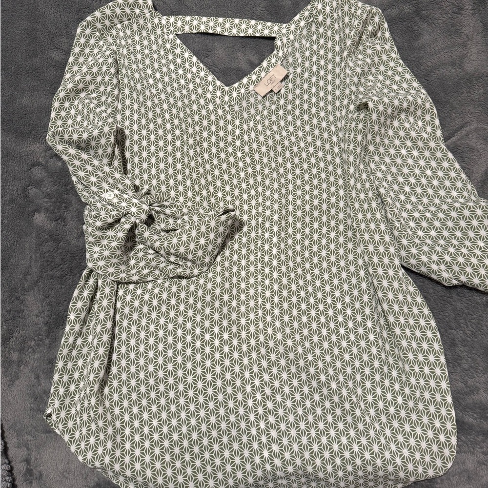 LOFT Green Geometric Blouse